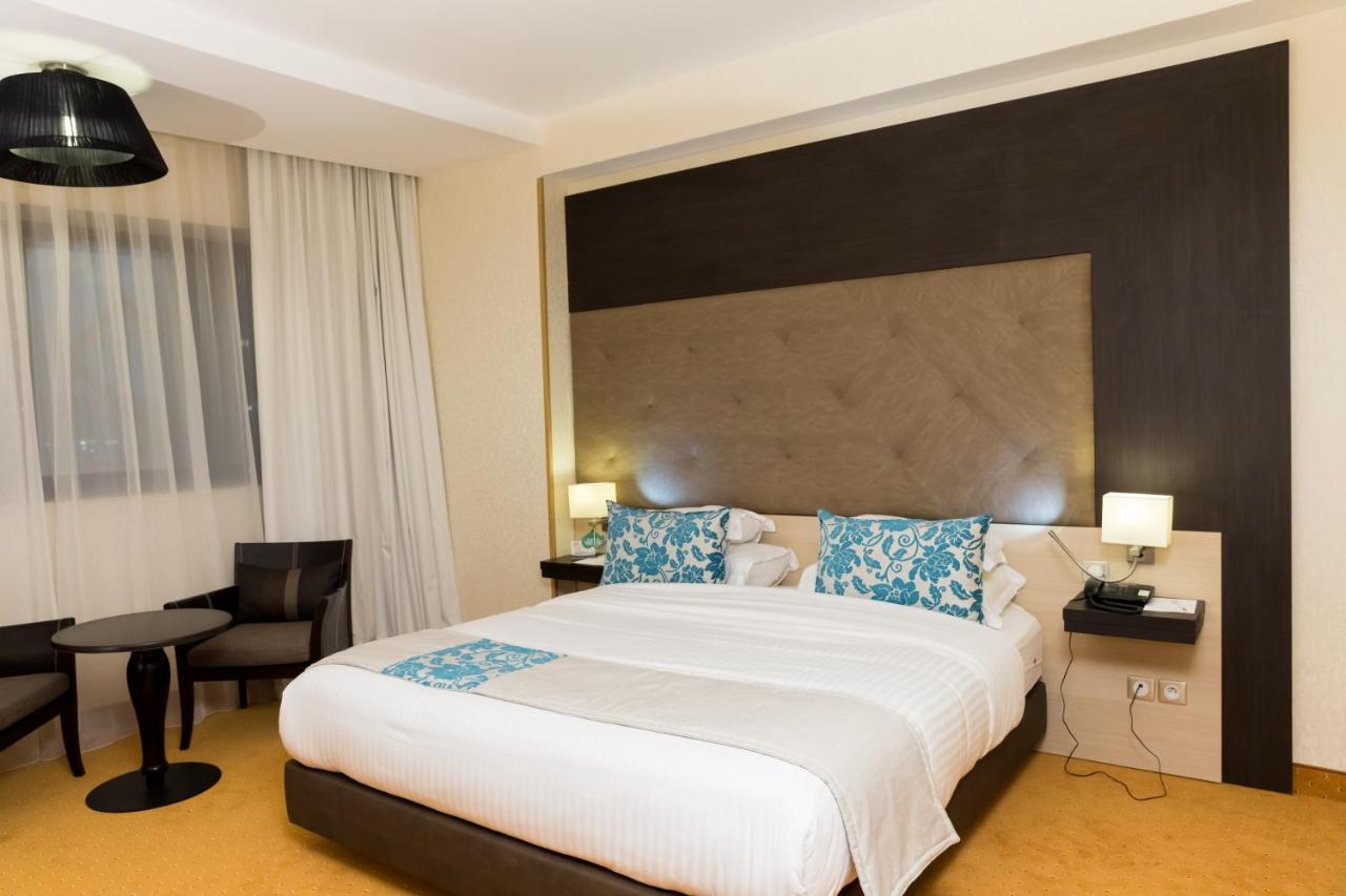 New Day Hotel Algír Kültér fotó